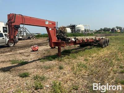 1975 Trail-Eze Hydraulic Lift Tri/A Trailer