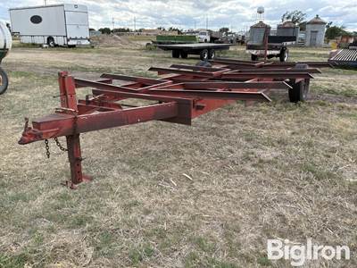 6-round bale trailer Self-dumping bale trailer