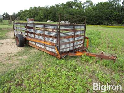 S/A Hydraulic Lift Pig Transport Trailer