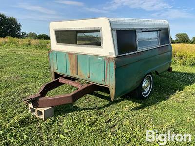 8’ S/A Enclosed Pickup Box Trailer
