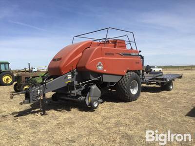 AGCO Hesston 7444 4x4 Big Square Baler w/AGCO 7445 Accumulator