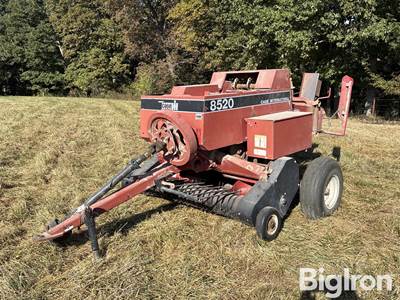 Case IH 8520 Small Square Baler