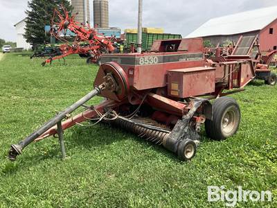 1990 Case IH 8530 Small Square Baler