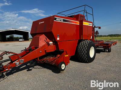 2003 AGCO Hesston 4910 Big Square Baler W/Accumulator