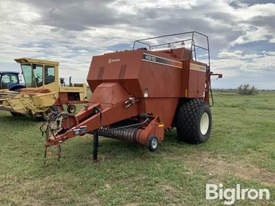 2002 Hesston 4910 Big Square Baler