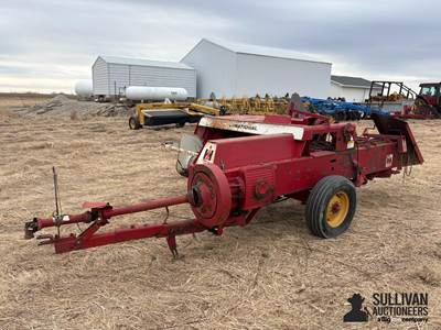 International 430T Small Square Baler