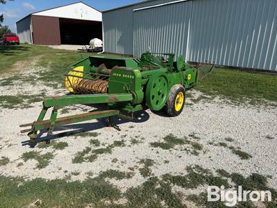 John Deere 24T Twine Baler
