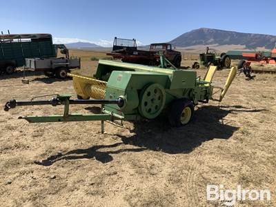 1982 John Deere 347 Small Square Baler