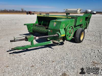 2001 John Deere 348 Small Square Baler