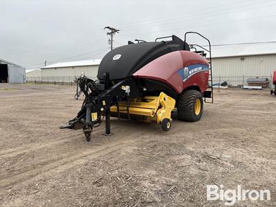 2016 New Holland 340 Big Square Baler