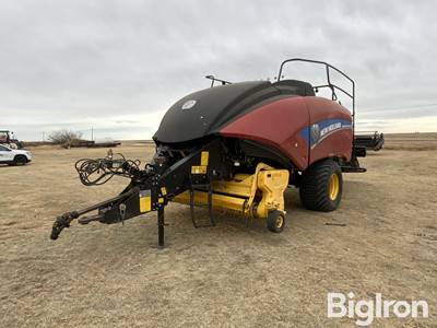 2013 New Holland 340 Plus Big Square Baler