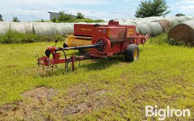 2001 New Holland 575 Small Square Baler