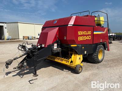 New Holland BB940S Large Square Baler