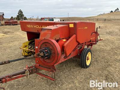 1974 New Holland Hayline 276 Small Square Baler