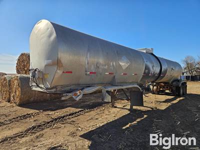 1987 Fruehauf 7500-Gal T/A Tanker Trailer