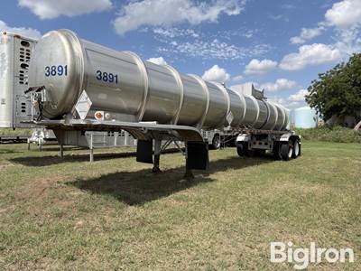 1989 Fruehauf T/A Stainless Steel Tanker Trailer
