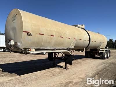 1980 Fruehauf 7500 T/A Tanker Trailer