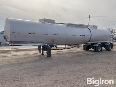 2008 Polar 2 Compartment 9500-Gal T/A Insulated Tanker Trailer