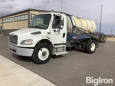 2003 Freightliner Business Class M2 S/A Tanker Truck