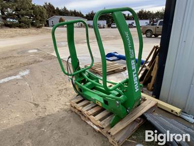 Hustler LX200 Telehandler bale grabber