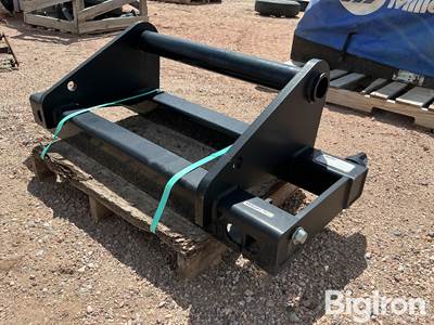 2015 New Holland 13051 Telehandler Attachment, 2' Wide x 47" Long x 16" Tall