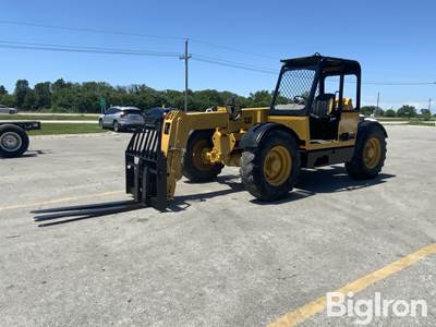 Caterpillar TH82 Turbo 4x4x4 Telescopic Forklift/Telehandler