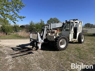 Terex SS-842 Square Shooter 4WD Telehandler
