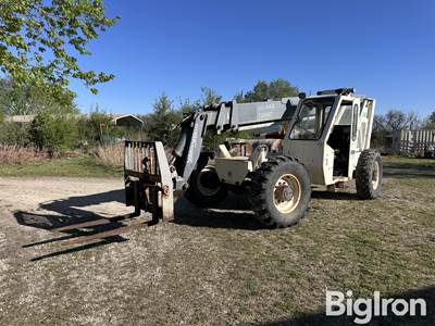 Terex SS-842 Square Shooter Telehandler