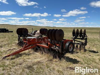 Allis-Chalmers 2300D Disk Harrow