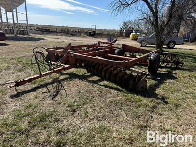Allis-Chalmers 2500C Disk