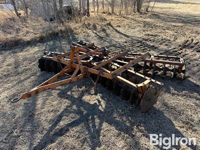 Allis-Chalmers Snap Coupler Tandem Disk