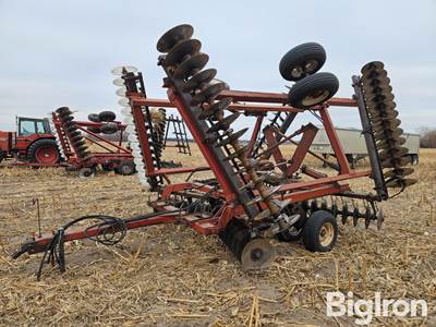 Case 490 28' Tandem Disk