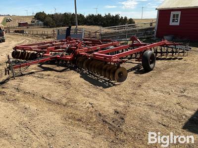 Case IH 3900 26’ Tandem Disk