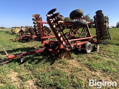 Case IH 3950 Disk Harrow