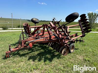 Case IH 490 Tandem Disk