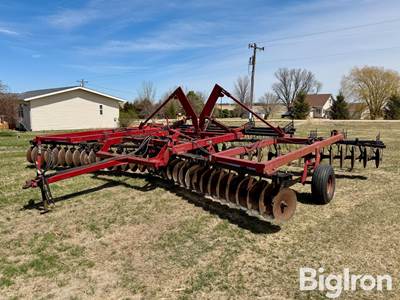 Case IH 496 26' Disk W/Harrow