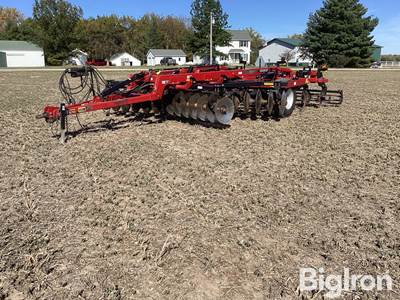 2013 Case IH Ecolo-Tiger 870 14' 7-Shank Disk Ripper