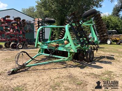 1996 Deutz Allis V2500D Disk
