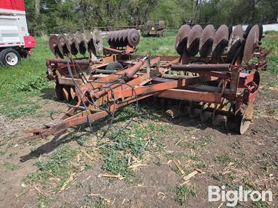 International 480 tandem disk