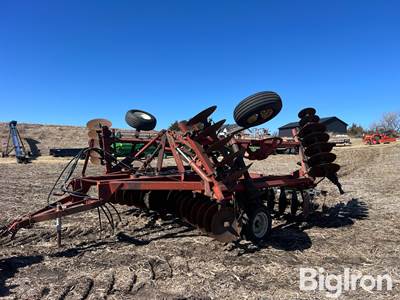 International 490 18’ Disk