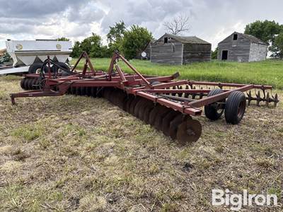 International Harvester 490 Disk