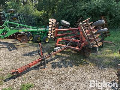 International 496 Tandem Disk
