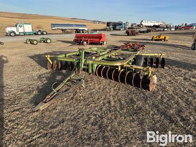 John Deere 110 Tandem Disk