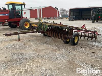 John Deere 210 14' Disk