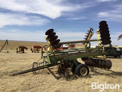John Deere 230 Tandem Disk