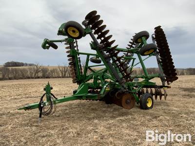 2013 John Deere 2623 33' 7" Disk Harrow
