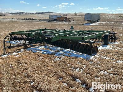 John Deere 331 30’ Disk