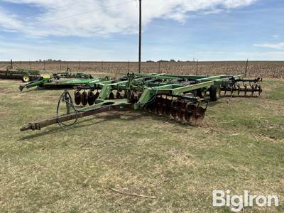 John Deere 510 Disk ripper