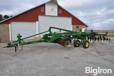 John Deere 512 5 Shank Disk Ripper