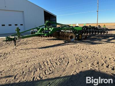 John Deere 512 7-Shank Disk Ripper